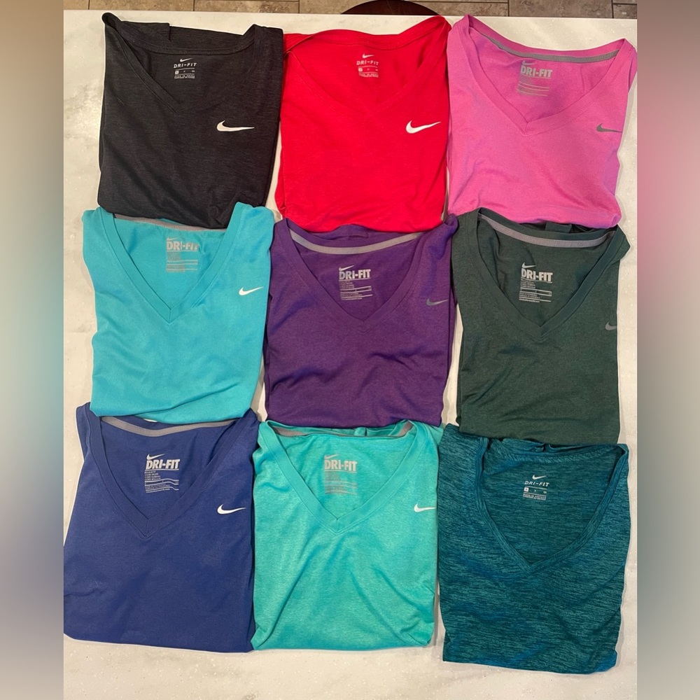 9 Size Small Nike Dry Fit t-shirts